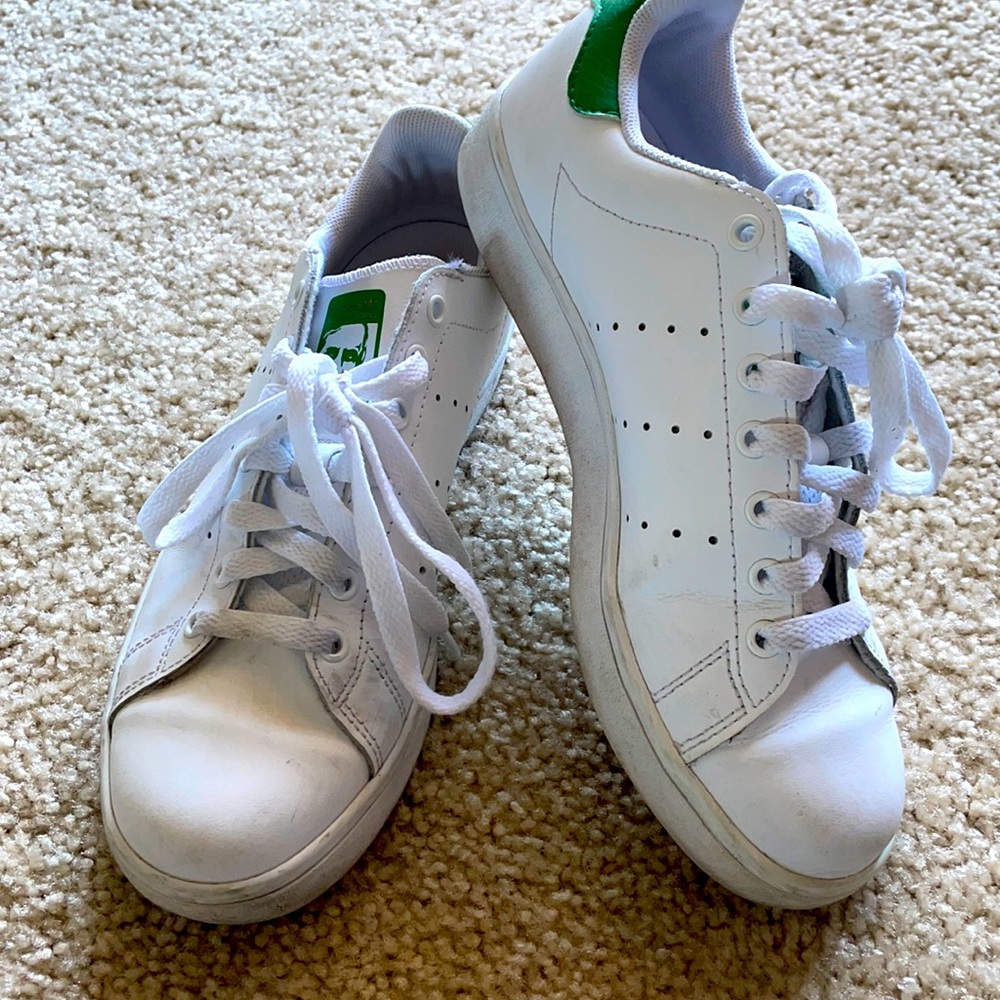 Adidas Tess is shoes